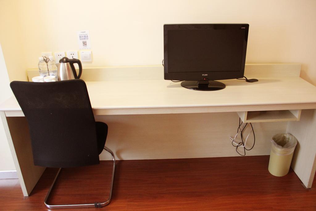 Hanting Express Shenyang Xizhong Street Room photo